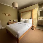Lido Townhouse