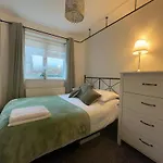 31 Canal Apartments, Roof Top Terrace, Temple Meads