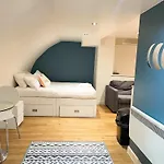 Harford House Studios - Hopewell