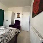 Private Room 1 Near Southmead Hospital