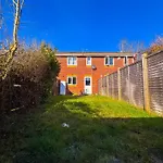 Newly Refurbished Home Fit For To 7 Family Members, Groups, Contractors Centre Of Bradley Stoke