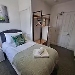 Southmead Place By Cliftonvalley Apartments