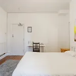 Arlington Villas Townhouse - By Clifton Short Lets