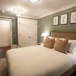 Pineapple Suites - Apartment 2