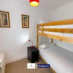 Orion\'S Place 3 Bedroom House By Altoluxoexperience Short Lets & Serviced Accommodation With Free Parking