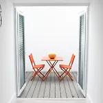 Rowan Tree - Your Apartment