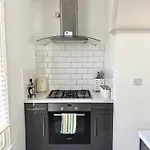 Entire Apartment By City Centre & Harbourside