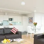 Cleyro Serviced Apartments - Finzels Reach