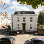 Flat 5 Marlborough House
