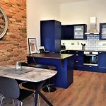 The Hubert - Your Apartment