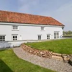 Avonside Cottage