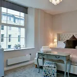 31 Meridian Place