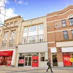 The Broadmead Forest - Spacious City Centre 3Bdr Apartment