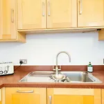 Elegant Period Clifton Balcony Apt - Simplycheckin
