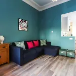 Bright Modern Two Bed With Parking