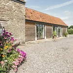 Golden Valley Barn