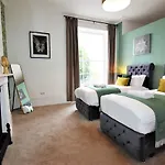 Frederick Place - Your Apartment