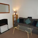 Luckwell Too By Cliftonvalley Apartments