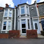 Luckwell Too By Cliftonvalley Apartments