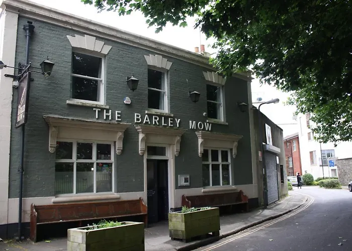 The Barley Mow Centrally Located 3 Bed Apartment