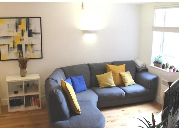 City Centre King Bedroom With Private Bathroom
