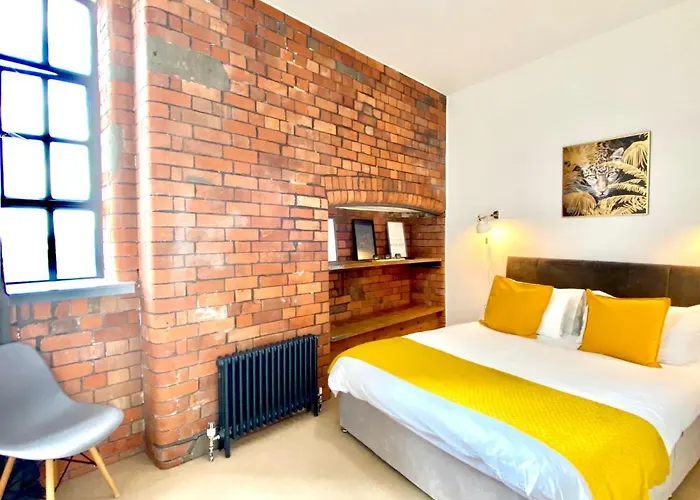 Victorian Factory Apartment With 2 Bedrooms