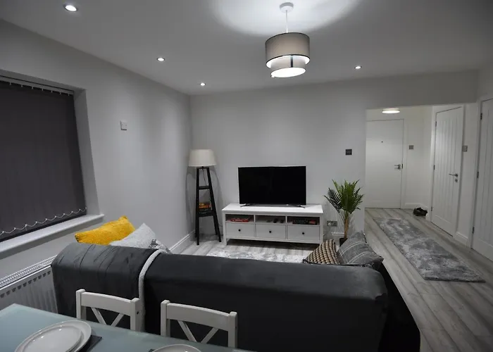 Cozy! 2-Bedroom Exclusive Apartment Near Bristol City Centre Easton Speedwell Sleeps Upto 6