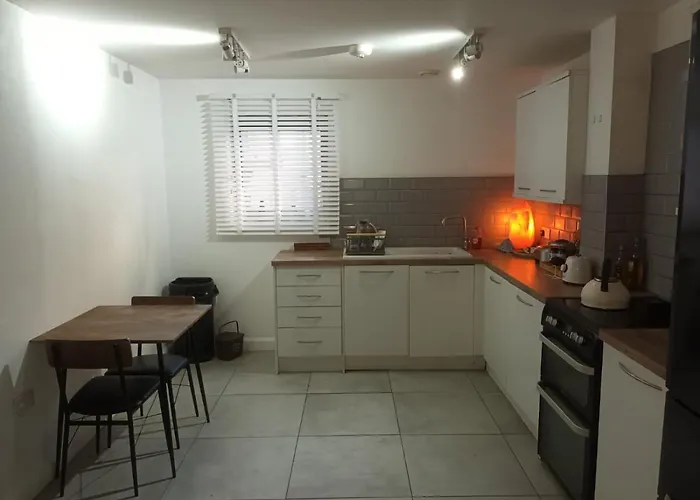 Cosy Modern Apartment In Central Bristol Near Stokes Croft