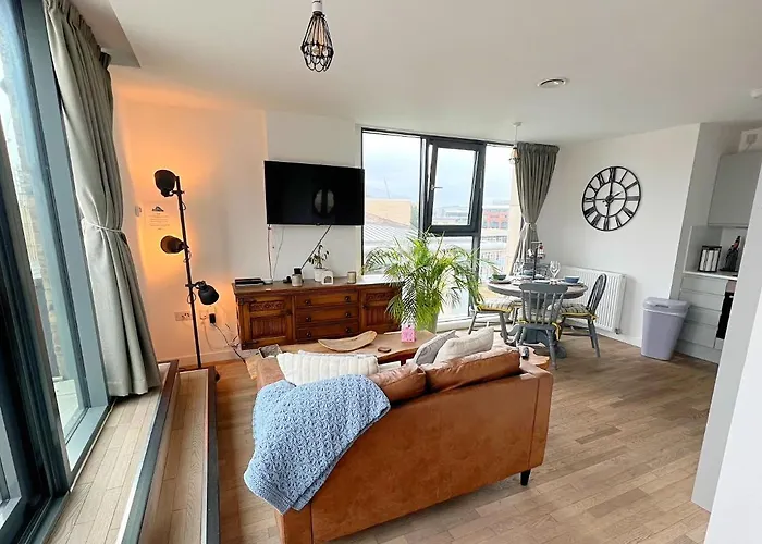 Luxury Boutique Penthouse Apartment - Balcony (Adults Only)