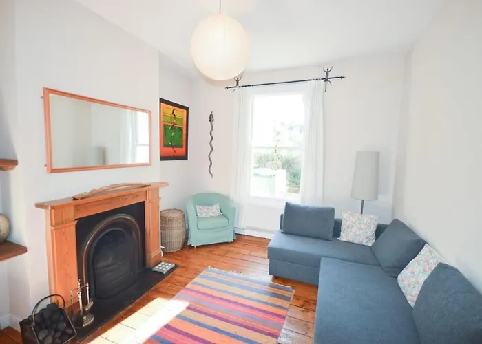 Outstanding 3 Bedroom House In Montpelier