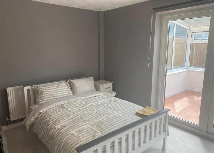 Cosy Room In Bristol
