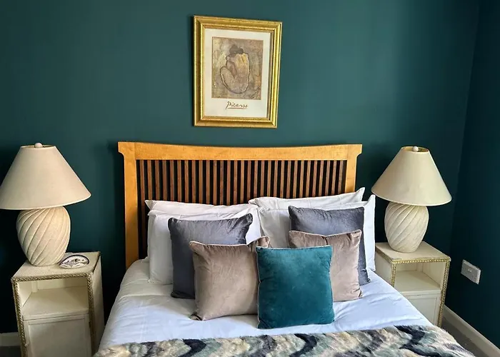 John Street Apartment 3