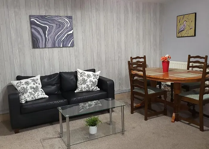 Fully Furnished 3 Bedroom Appartment