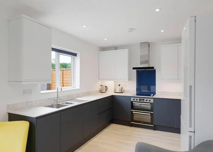 Grayle House By Cliftonvalley Apartments