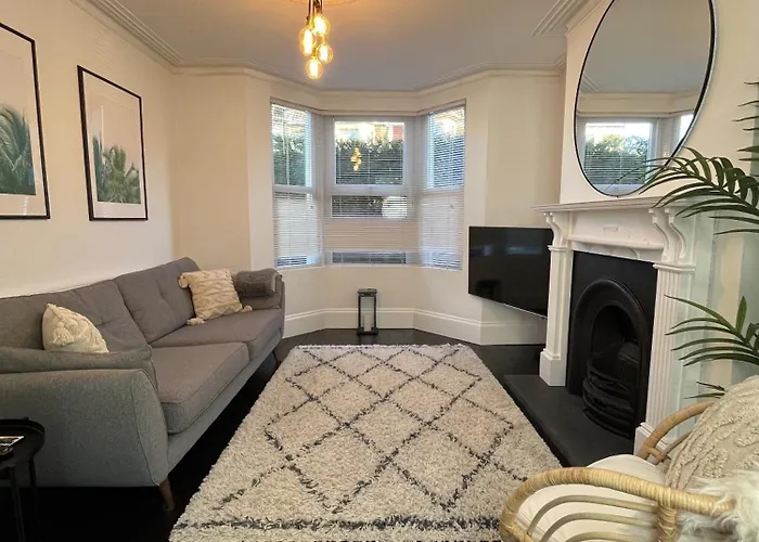 Restored Victorian Home With Private Garden