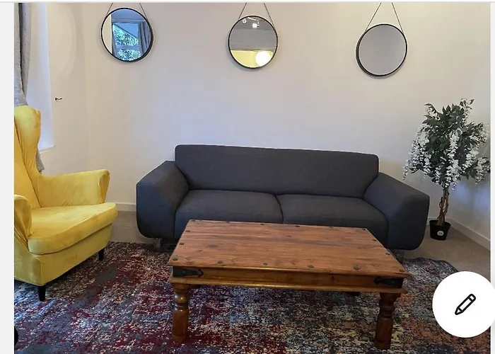 Cosy Entire Residential Home. Staple Hill. Bristol