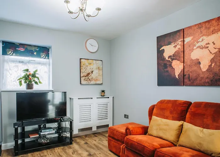 No10 Bristol - 2 Bedroom House With Private Garden And Parking