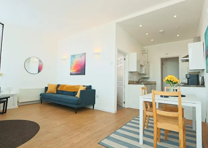 Lovely Salisbury 1 Bedroom Flat