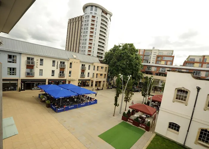 Premier Suites Bristol Cabot