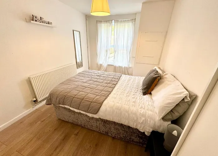 Comfy Room Near Bristol City Centre