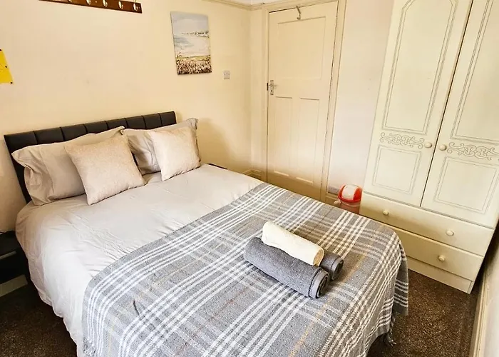 Small Double Room Near Southmead