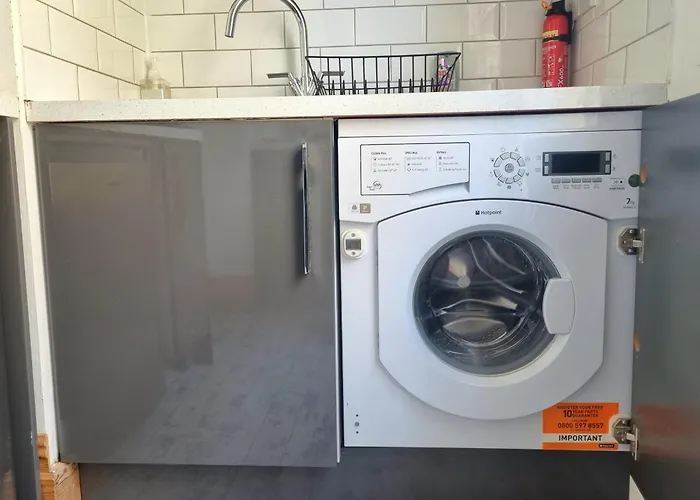 Entire Apartment By City Centre & Harbourside