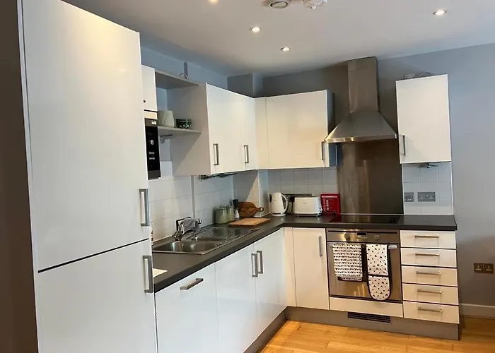 Contemporary 1Bd Flat - Bristol City Centre!