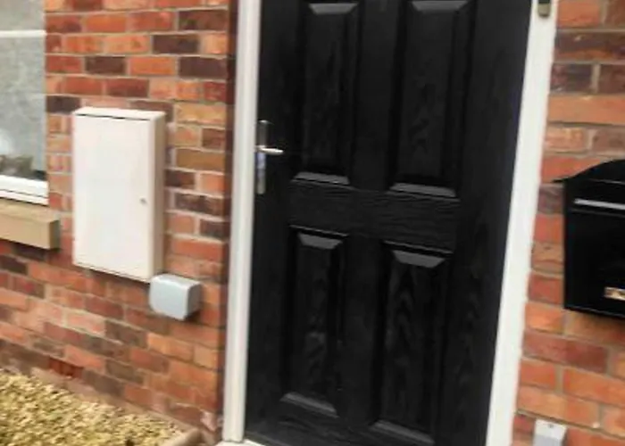 Stunning 3-Bed House In Bristol