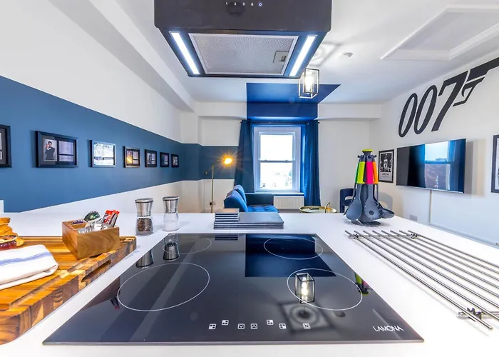 Unique Skyfall With Free Parking For Families & Business By Prescott Apartments
