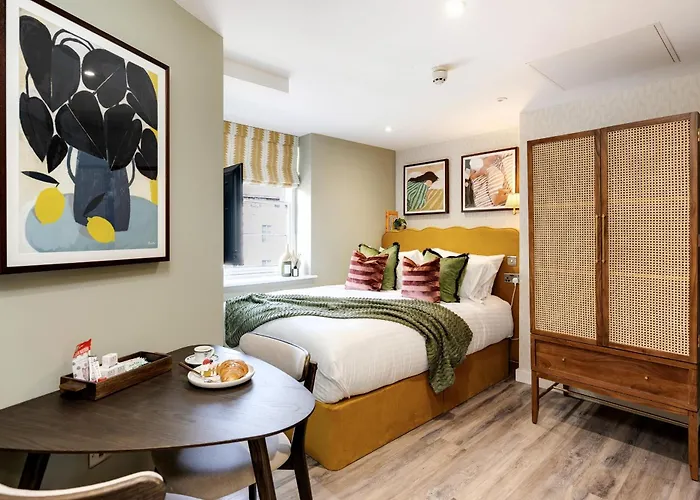 Colston Street I Your Apartment