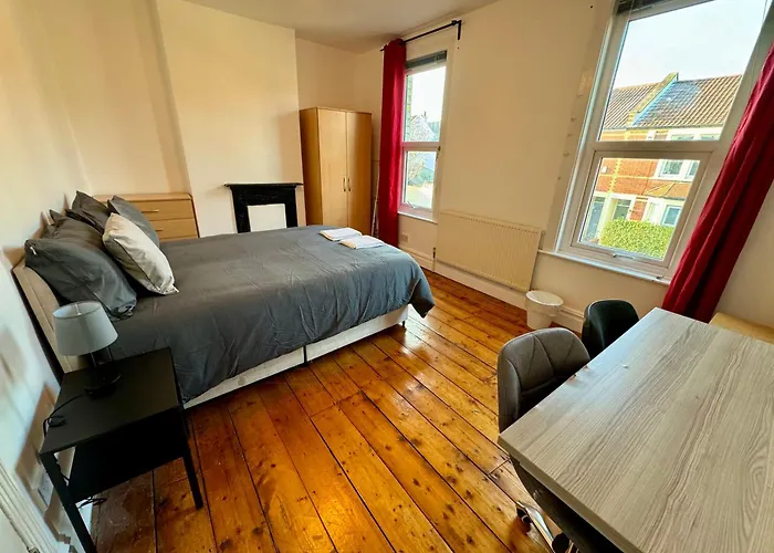 Delightful Room By Gloucester Road