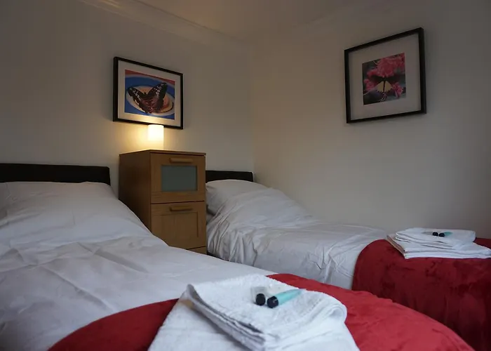 Holt Apartment