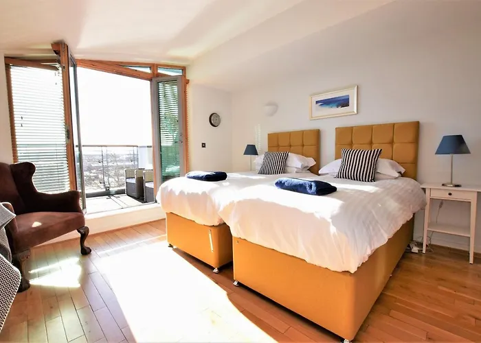 Brunel\'S View - Your Apartment