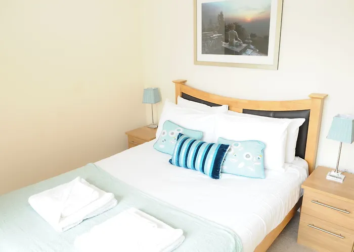Cotham Lawn Apartments